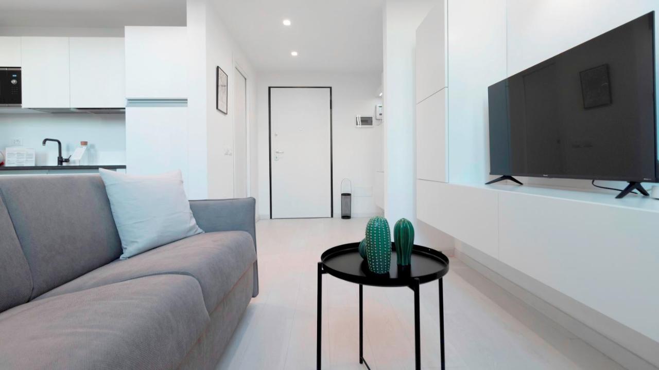 Italianway - Tortona 8 Apartment Милано Екстериор снимка